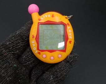 SKU B777P8715 | Tamagotchi Plus Bandai aus Japan
