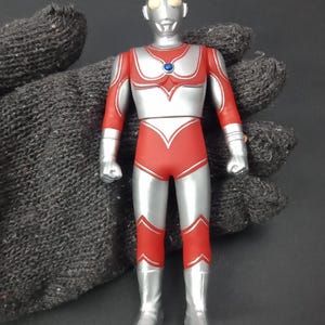 SKU B750P8012 | Bandai Ultraman Jack Ultra Hero