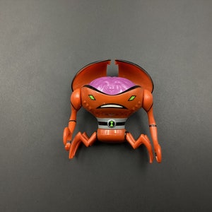 未開封　ベン10　フィギュア　米トイザらス限定　初期エイリアン　10体セット Amazon.co.jp: Ben 10 XLR8 アクションフィギュア - 5インチ