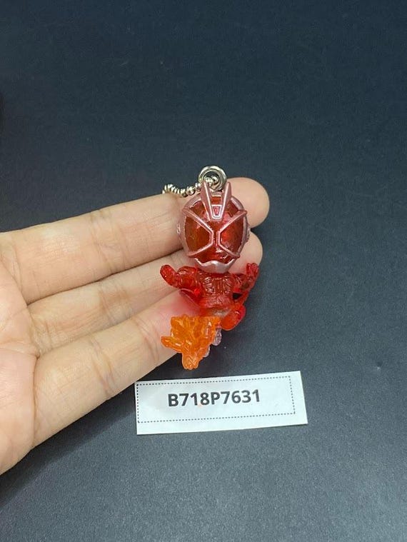 SKU B718P7631 | キーチェーン 仮面ライダー - Etsy 日本