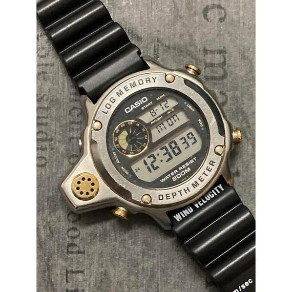 Vintage Digital Diver s Watch Casio dep 500 log memory depth meter dive