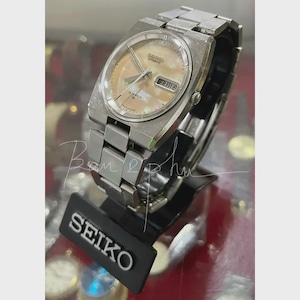 Rare vintage Seiko automatic with white pearl dial (7006-6040)