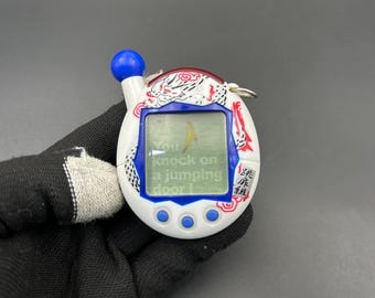 たまごっち 4U 　チェーン　箱　着せ替えパーツ　説明書付き Tamagotchi 4U 箱と日本語マニュアル付き (0101345) - Etsy 日本