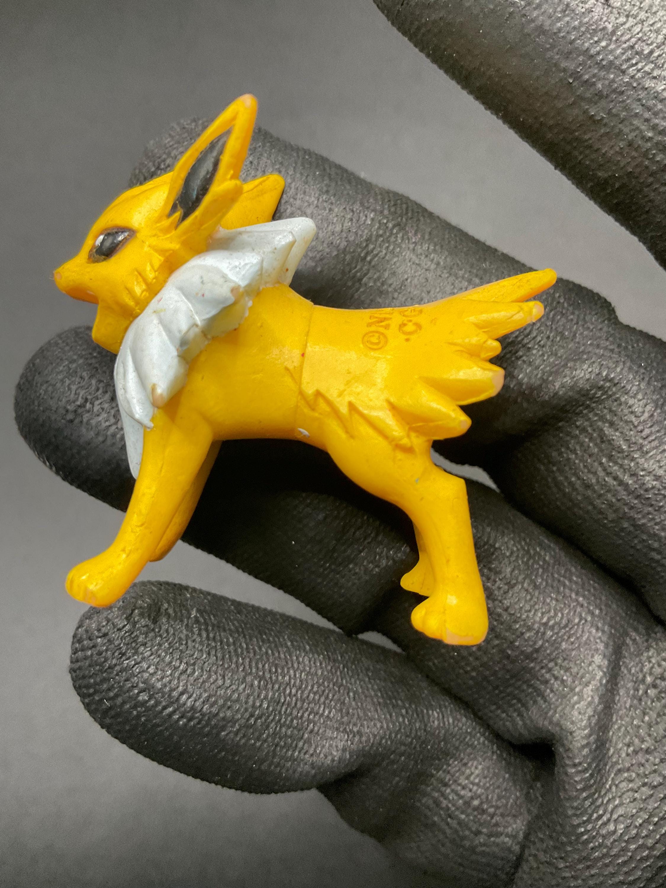 SKU B321 | ポケモン ミニフィギュア サンダース - Etsy 日本