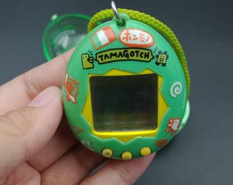 SKU B924P11741 | Tamagotchi P1/P2 Green Bandai Japanese Version