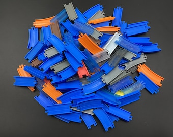 Thomas train rails or wind up thomas train 10 pieces randon color  | Used