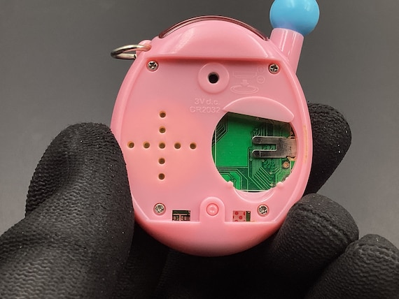 SKU TB F9 たまごっちコネクション V4 チャオ ピンク 状態良好 SKU TB F9 たまごっちコネクション V4 チャオ ピンク 状態良好