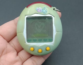 2004年製 たまごっちコネクション V2 オリジナル グリーン＆フラワー