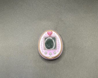 たまごっち　4u＋ Amazon.co.jp: TAMAGOTCHI 4U＋ ベビーピンク : おもちゃ