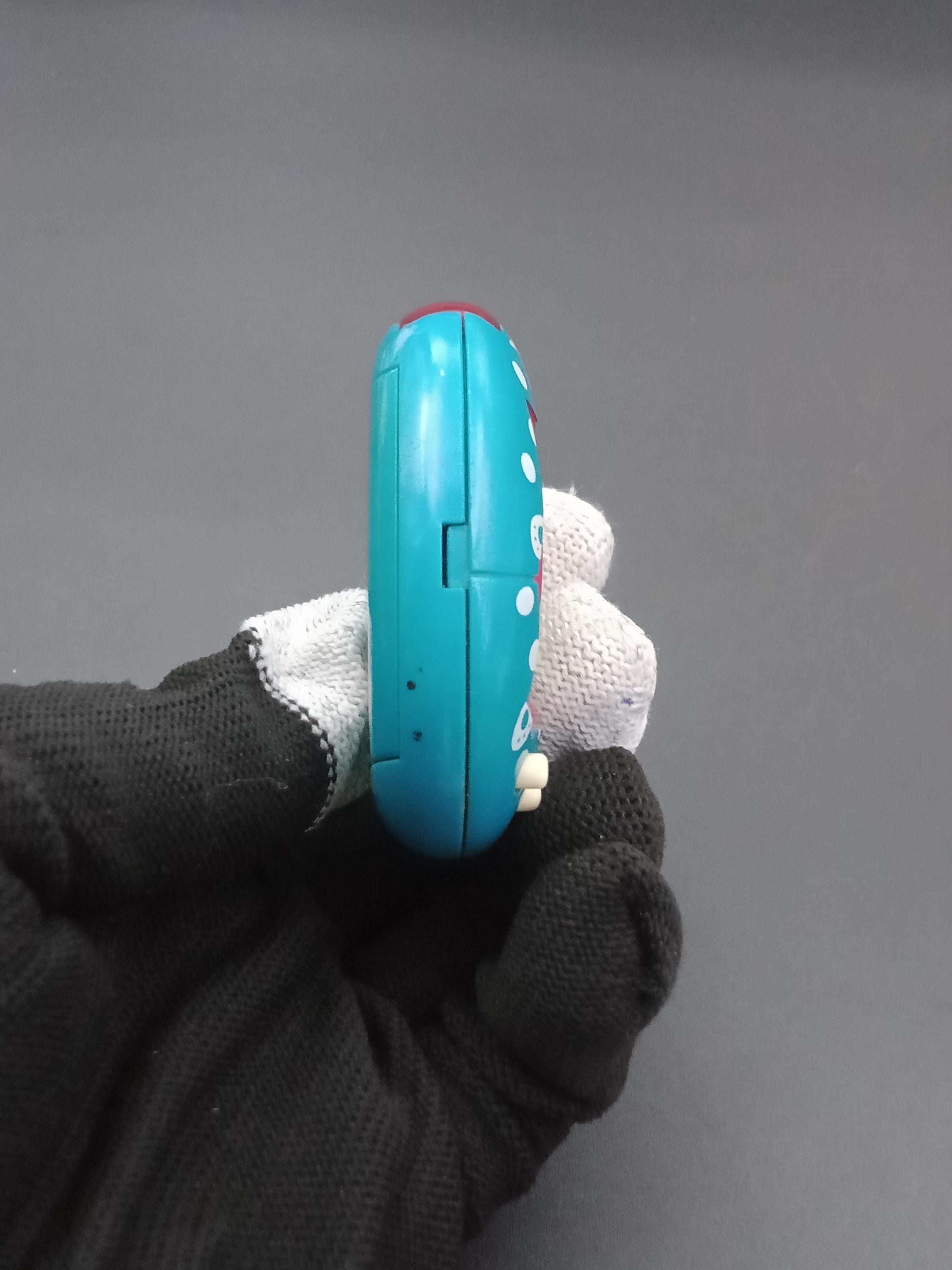SKU B1074P13339 TA5| Bandai Japan Tamagotchi V1/V2 Connection