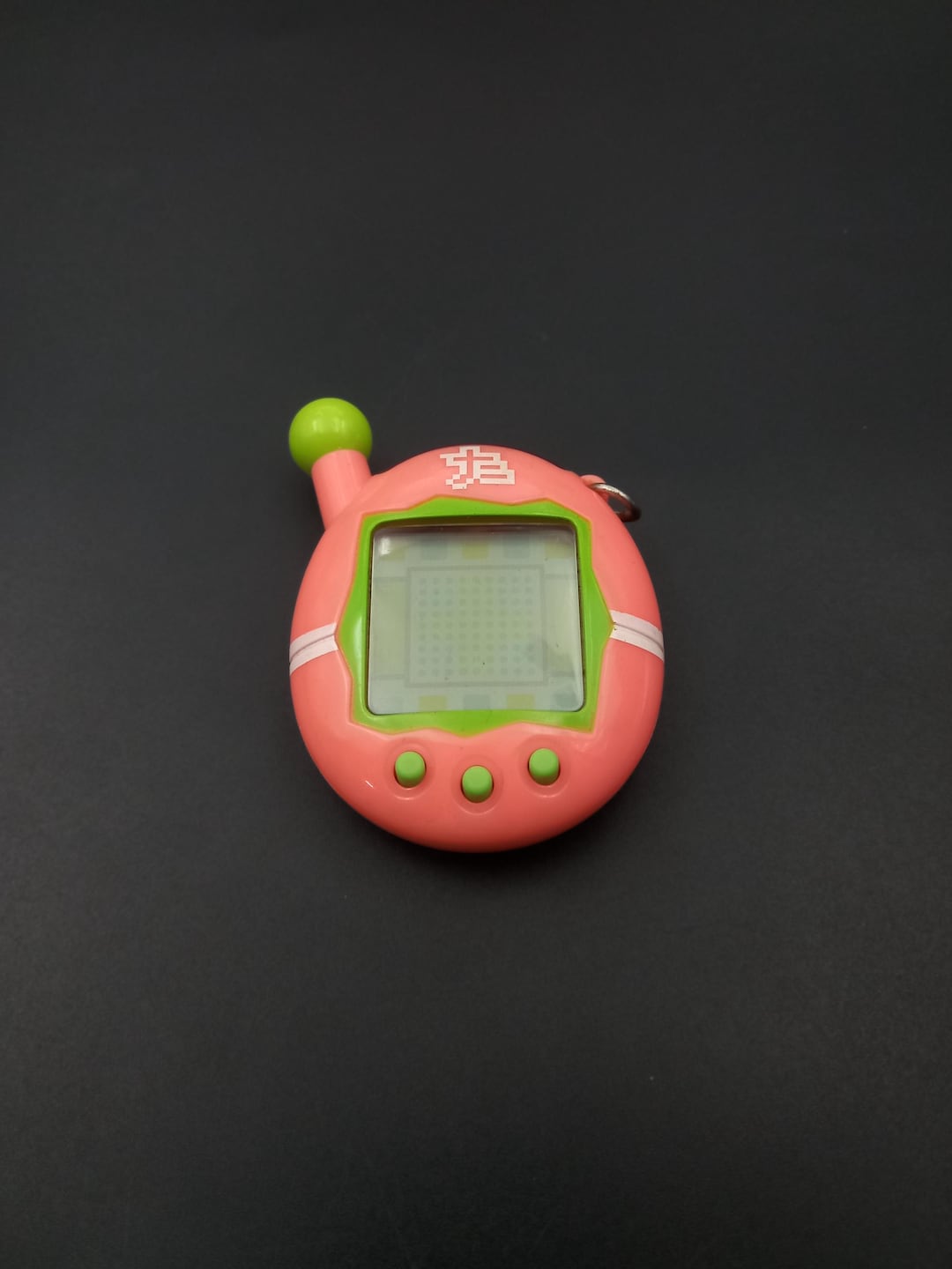 691385003 | Tamagotchi Pink V4 Connection English Version V-pet