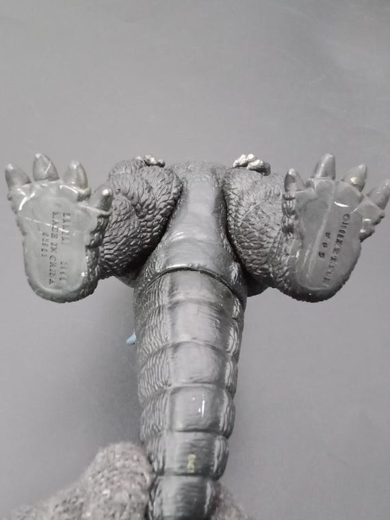 SKU B752P8092 | Bandai Godzilla Island Figure Monster Kaiju - Etsy