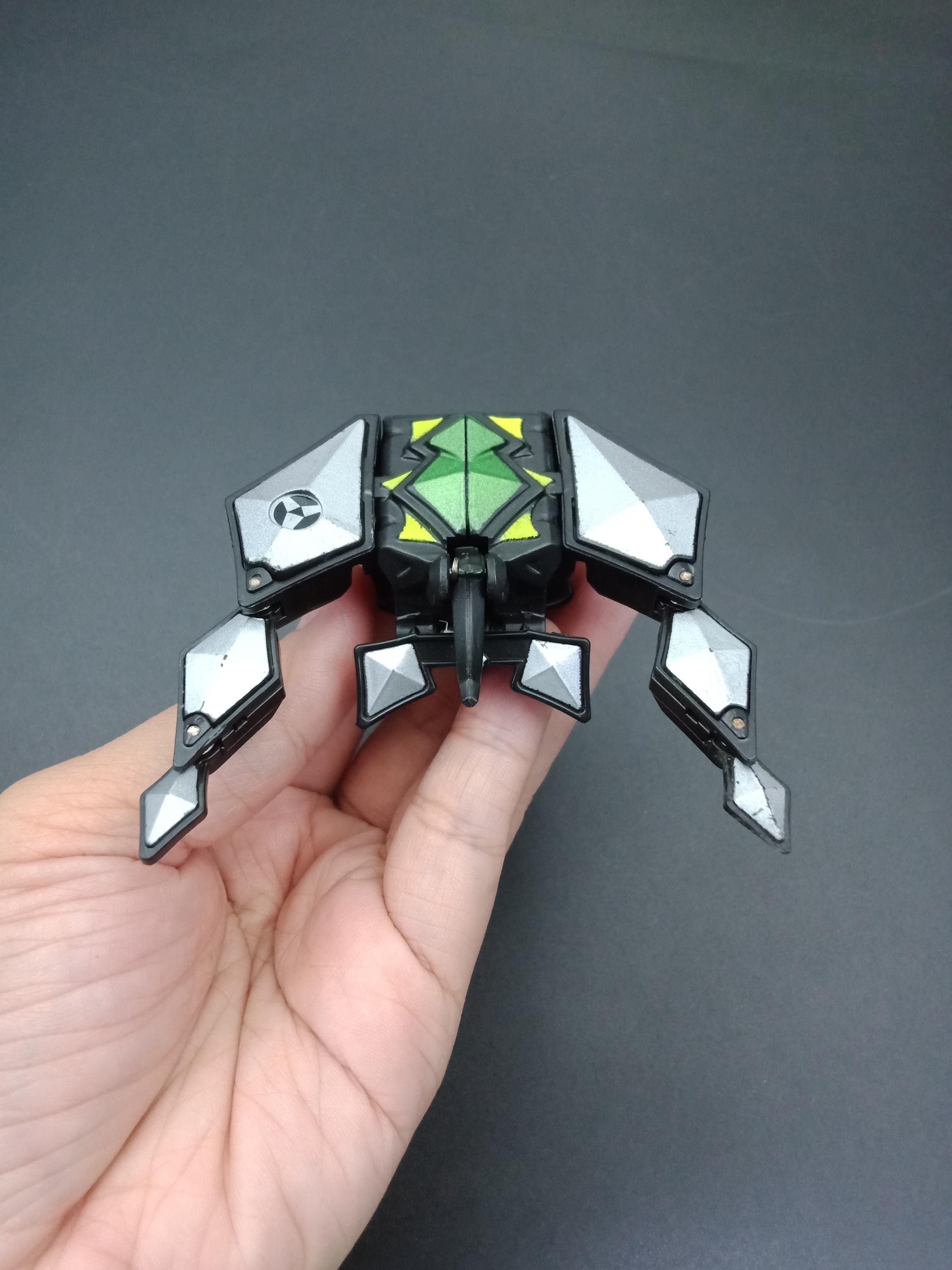 SKU B810P9086 | Bakugan Darkus Dharak With Airkor Gear Combat