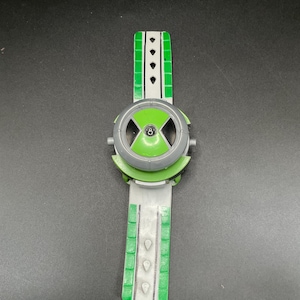 SKU B497P4954 | F98 | Ben 10 Omnitrix