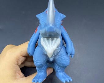 SKU B628P6341UL5 | Bandai Kaiju Ultra Monster Series 500 No 122