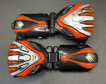 かべ】 FURY 18g Amazon.com | adidas ZX Fury Shoes Men's, Green