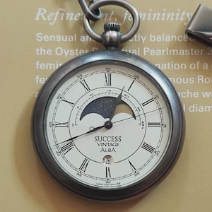 Seiko Success Vintage Alba V338-001D Japan Pocket Watch.