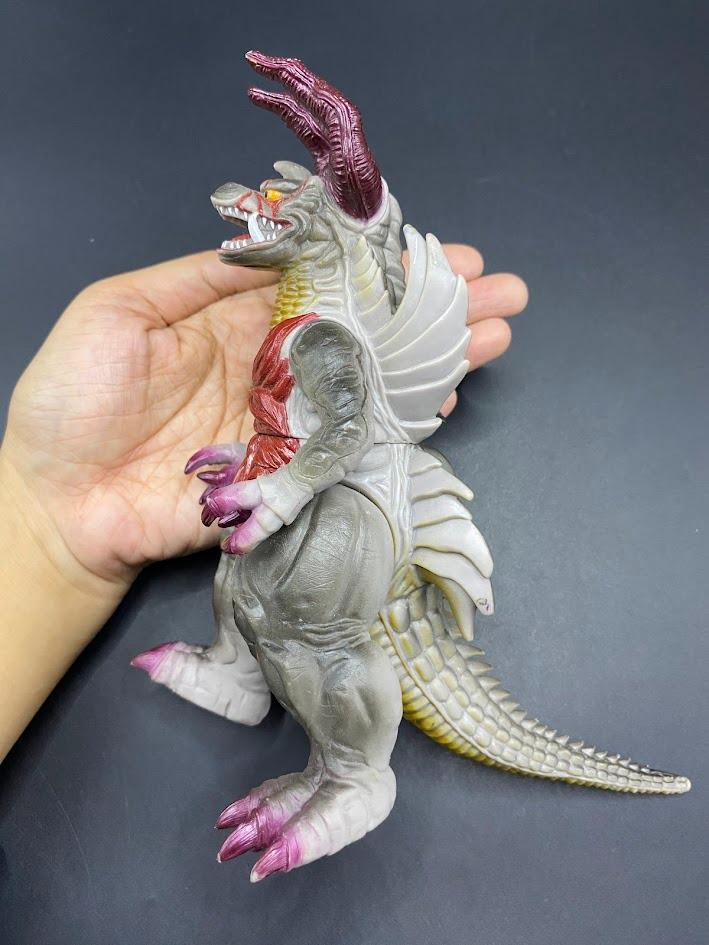 SKU B628P6273UL5 | Ultraman Gaia Ultra Monster Super Pazuzu