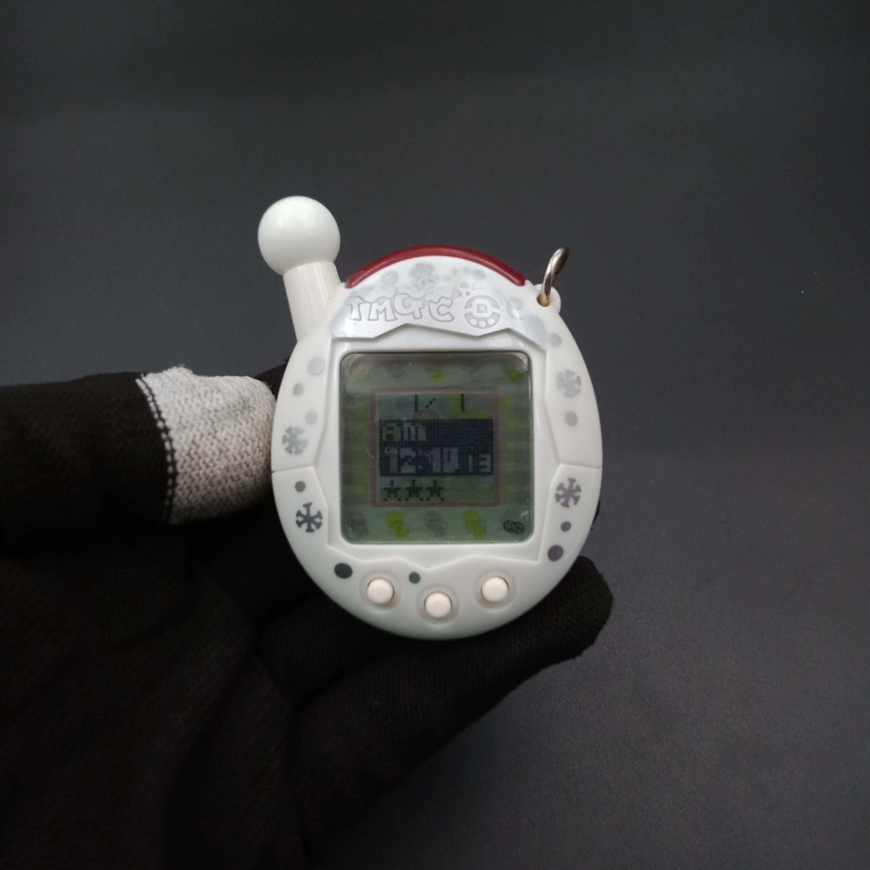 希少！欧州 ヨーロッパ版 じんせーエンジョイ たまごっち コネクション V4 Tamagotchi v4 - Etsy 日本