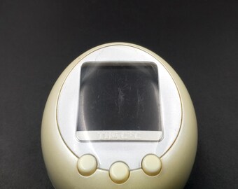 SKU TC F53 | たまごっちプラス カラー ホワイト Vペット 日本正規品