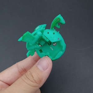SKU B810P9227 | Bakugan Foxbat Ventus Green Saga Toys Japan - Etsy