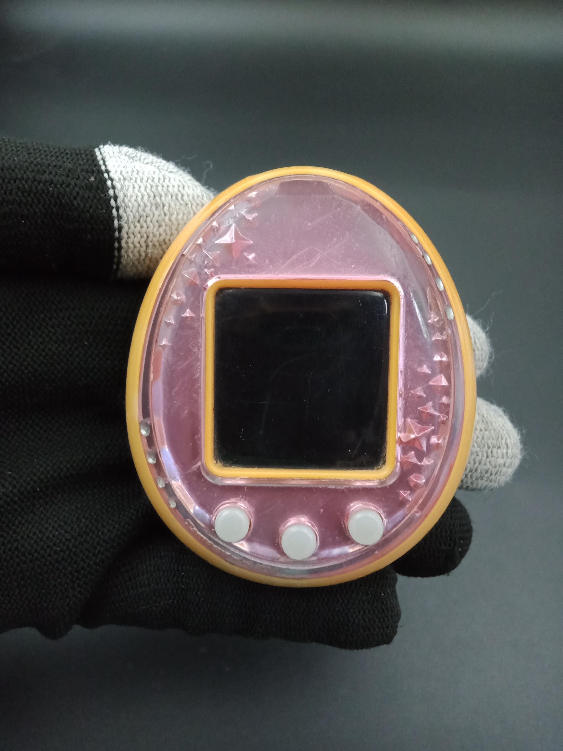 SKU YU 711 | Tamagotchi ID L Pink Bandai Japanese - Etsy Israel