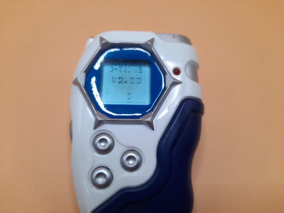 BANDAI デジモン Digimon DIGIVICE D-Tector Digimon Digivice d-tector Scanner Red/black/gold Bandai 2002 | eBay