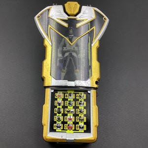 Artikelnummer Dx |Gokaiger DX Gokai zilver | ***Willekeurige 2 toetsen***