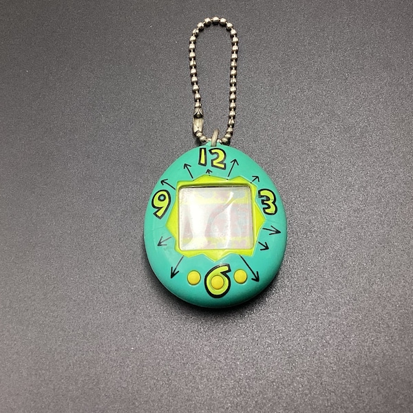 Tamagotchi Vintage 90 Bandai Japan ver.