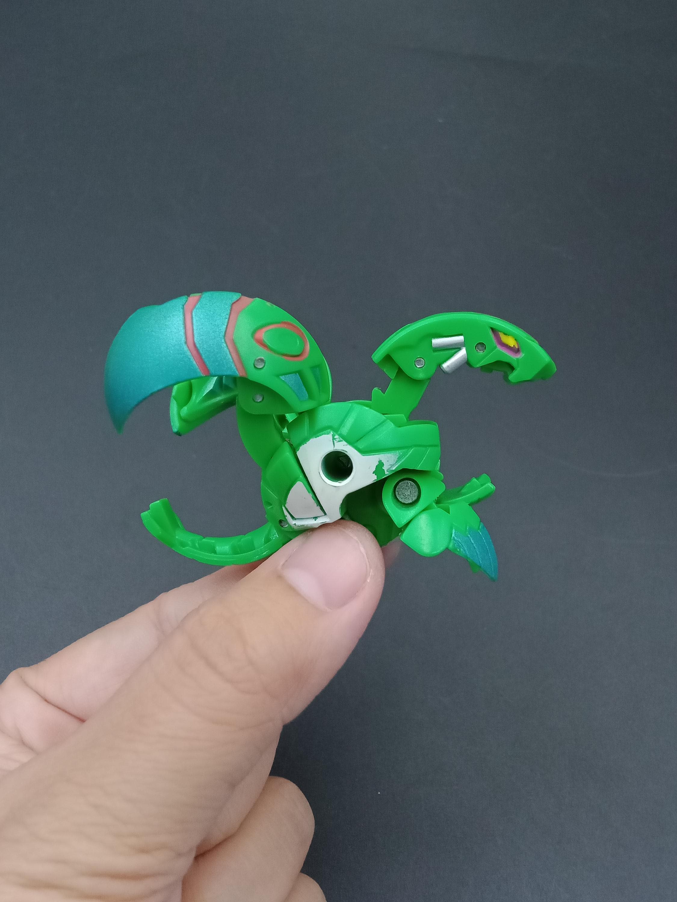 SKU B810P9192 | Bakugan Helios MK2 Ventus Green Saga Toys Japan - Etsy