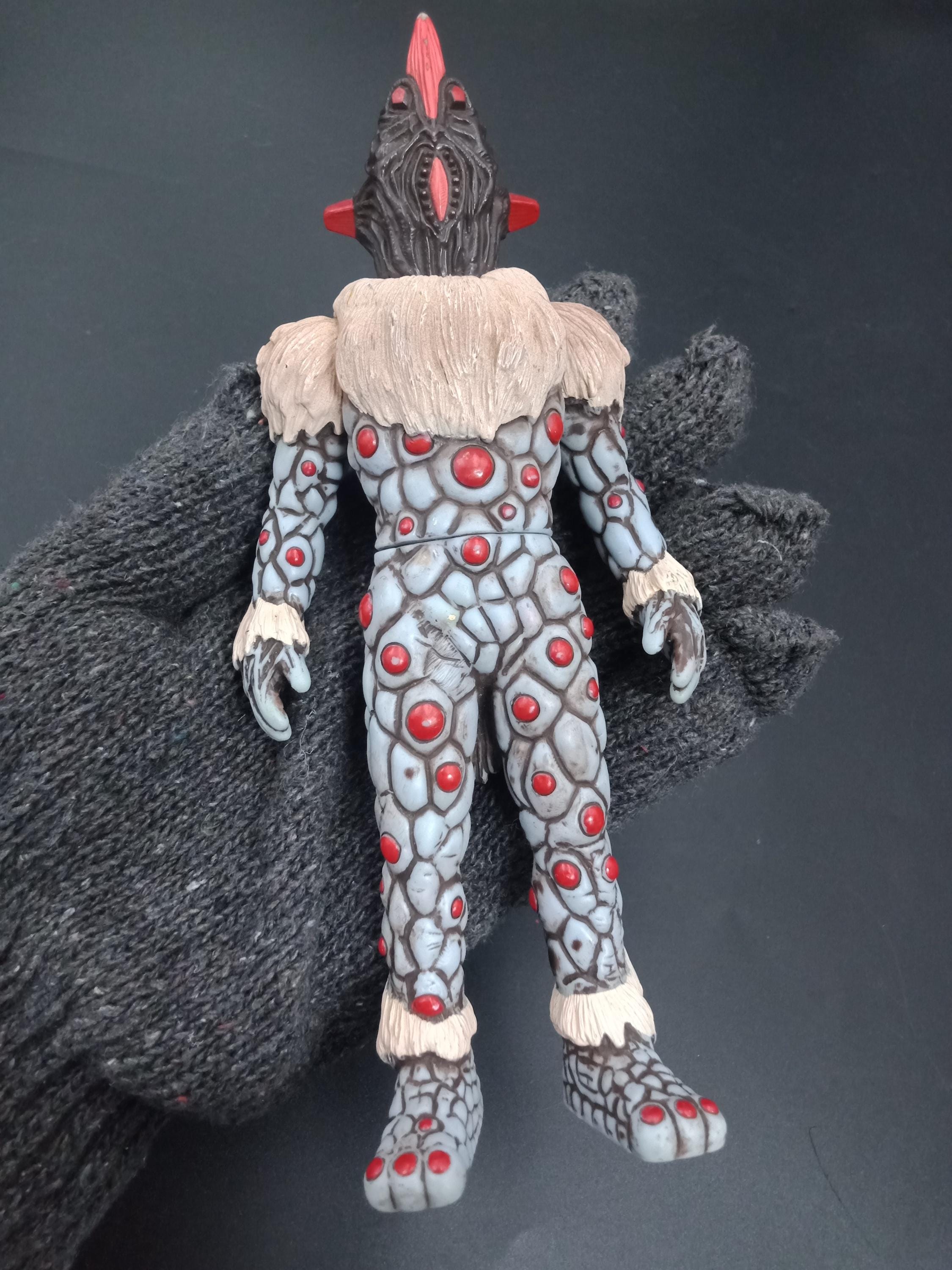 SKU B750P8079 | Bandai Ultraman Ultra Kaiju Alien Nackle - Etsy