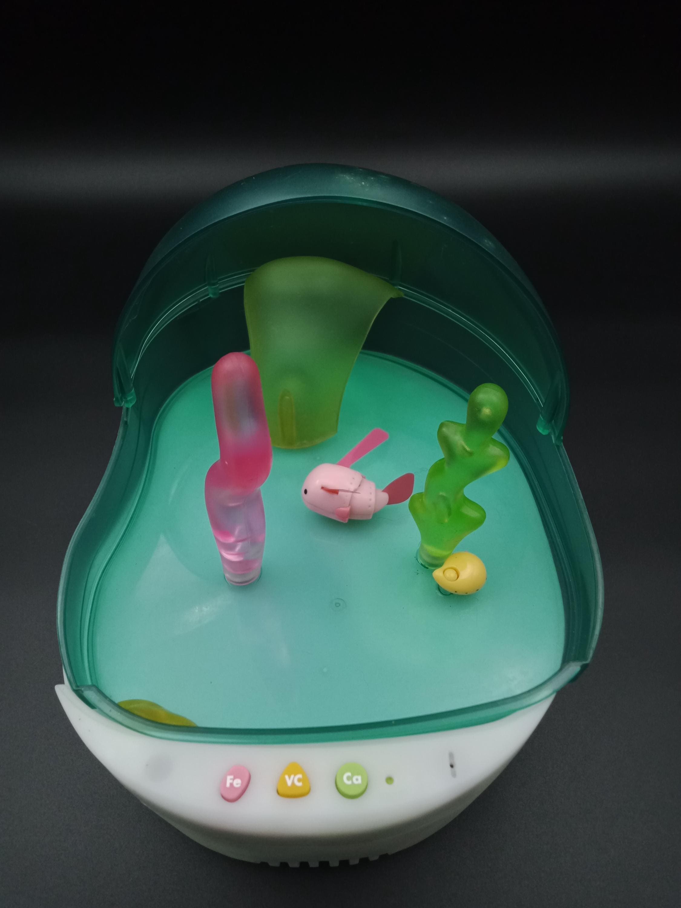 SKU B911P11625 ELL1 | Mutsu Water Looper Robot Fish Tomy , Japan