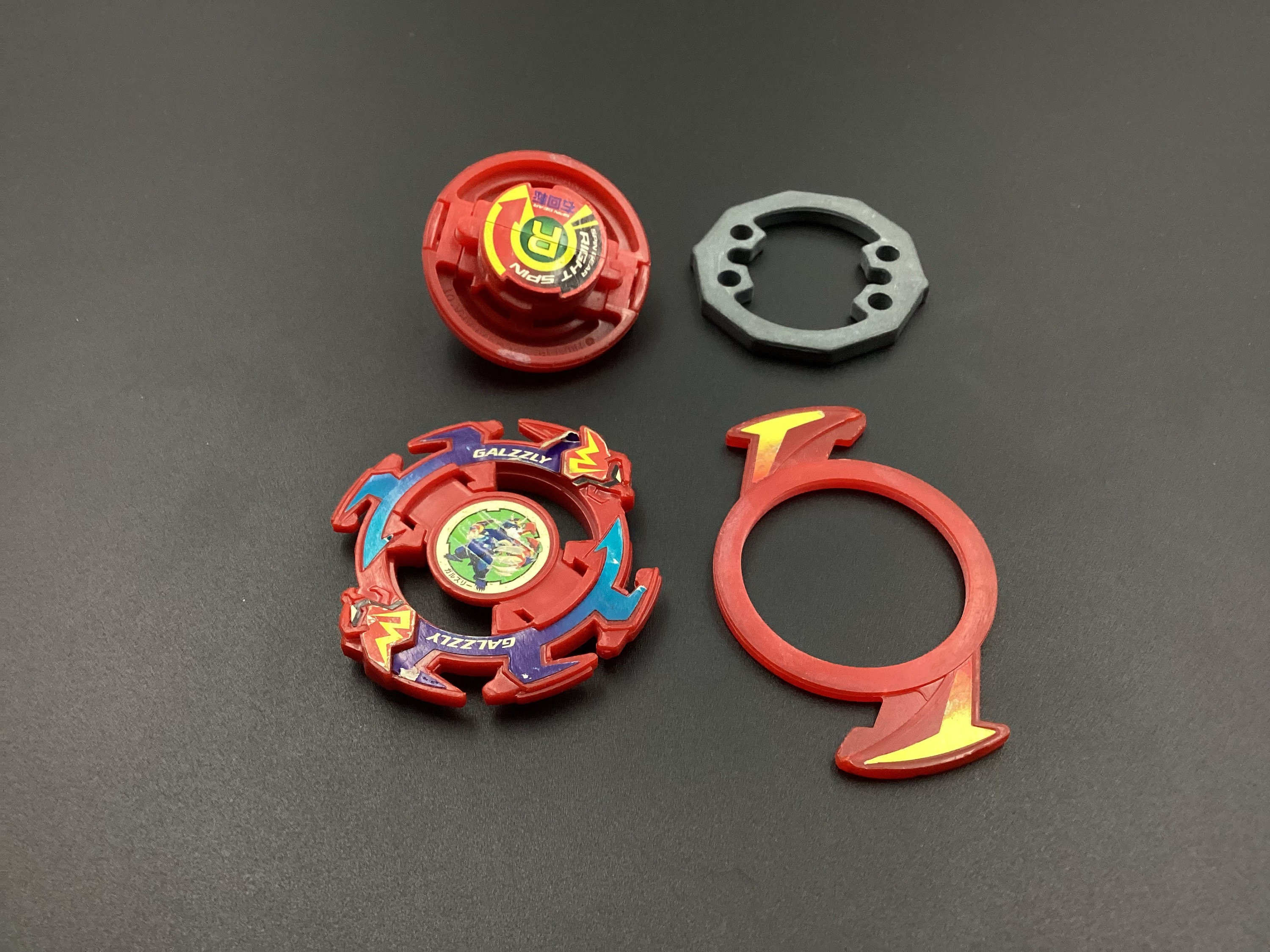 Beyblade Galzzly Bit Beast