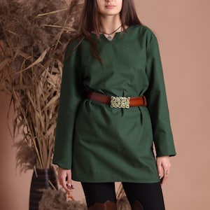 Green Medieval tunic for women, Cotton viking shirt, Hand stitched shieldmaiden's dress, Renaissance tunic, LARP, cosplay, renfaire outfit image 1