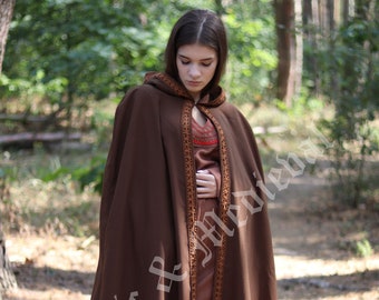 Brown hooded viking cloak Wool shieldmaiden's cape with leather trim  Elven clothes  Medieval princess LARP Cosplay Reanactment Renaissance