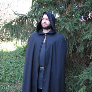 Medieval cloak for men Wool hooded cape Long renaissance cape LARP Cosplay Renfaire outfit
