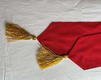 Red Santa&#39;s sash with golden tassels, Silk belt for Santa, Christmas costume, Medieval satin sash