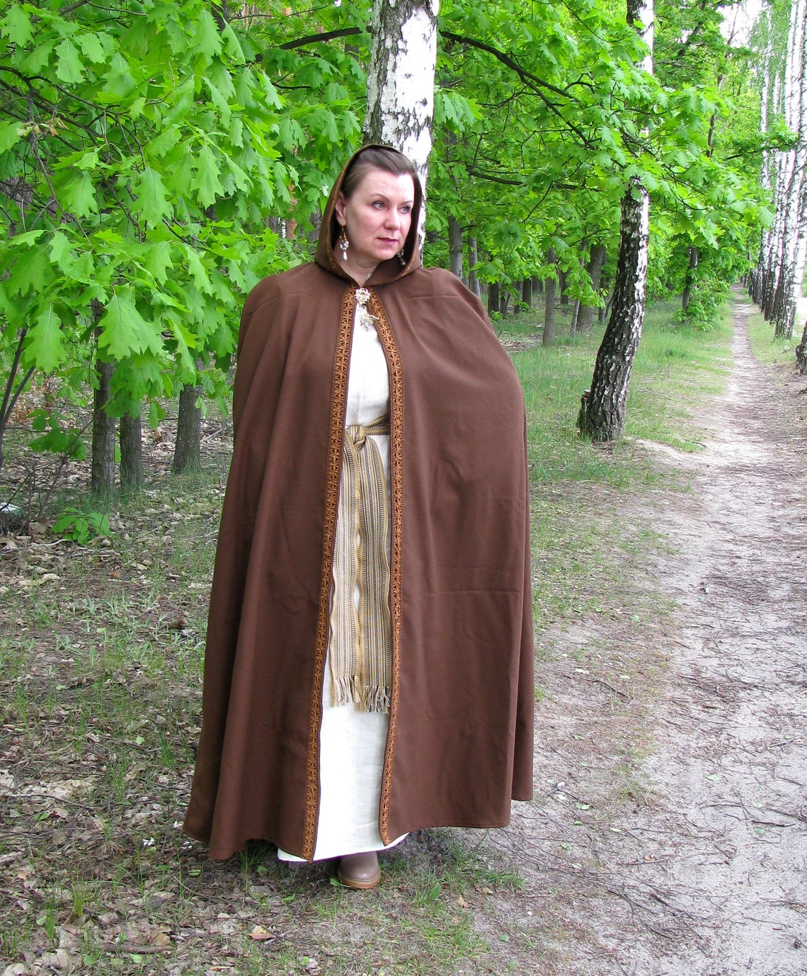 Brown Hooded Viking Cloak Wool Shieldmaiden's Cape With Leather Trim