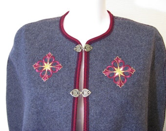 Gray Felted Wool Cloak: Viking Embroidery, Medieval Renaissance Cape
