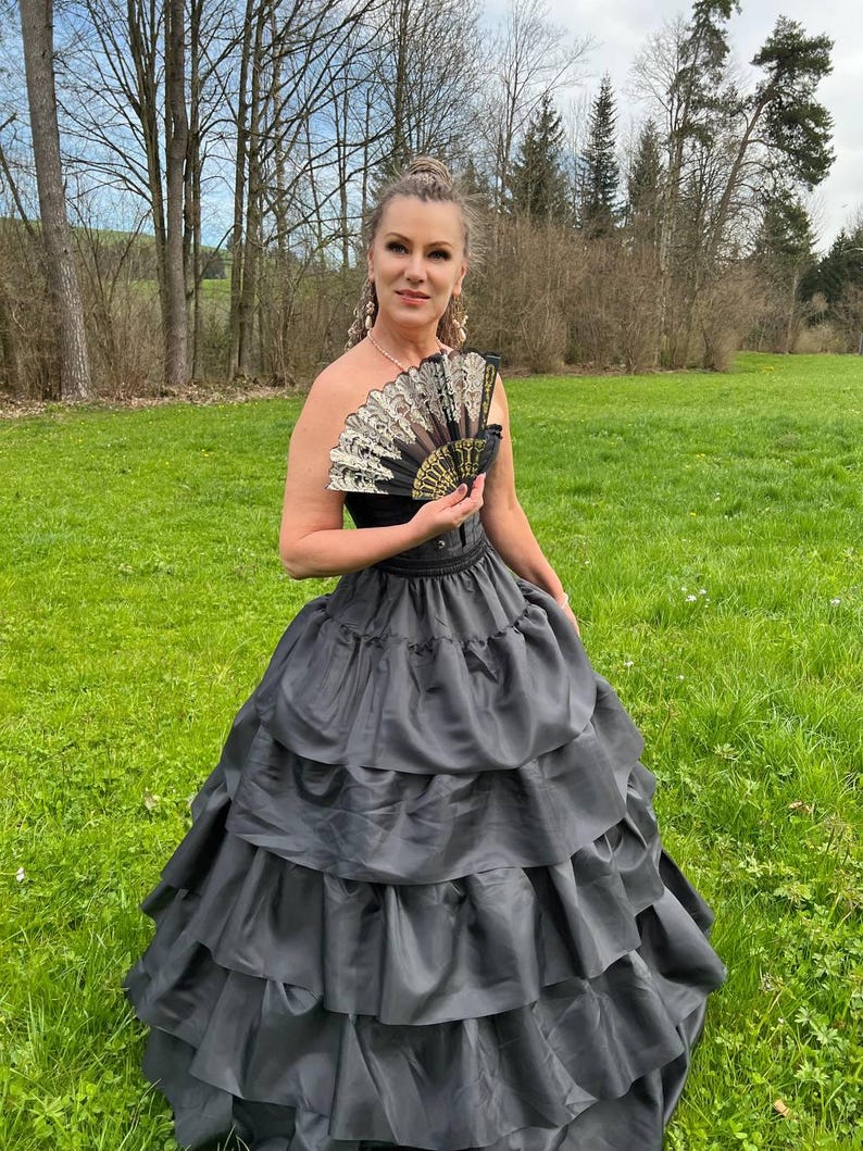 Fan As Ruffles 5 Hoop Petticoat Crinoline, Black Slip Ball Gown Ruffle Skirt, Gown ...