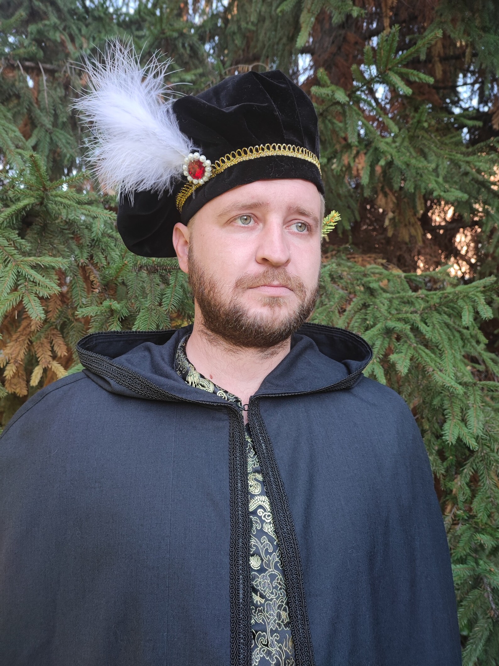 Black Medieval Hat With Feathers and Red Brooch Renaissansse Etsy