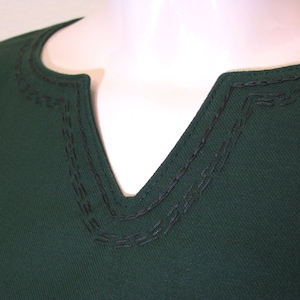 Green Medieval tunic for women, Cotton viking shirt, Hand stitched shieldmaiden's dress, Renaissance tunic, LARP, cosplay, renfaire outfit image 3
