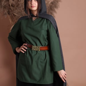 Green Medieval tunic for women, Cotton viking shirt, Hand stitched shieldmaiden's dress, Renaissance tunic, LARP, cosplay, renfaire outfit image 7