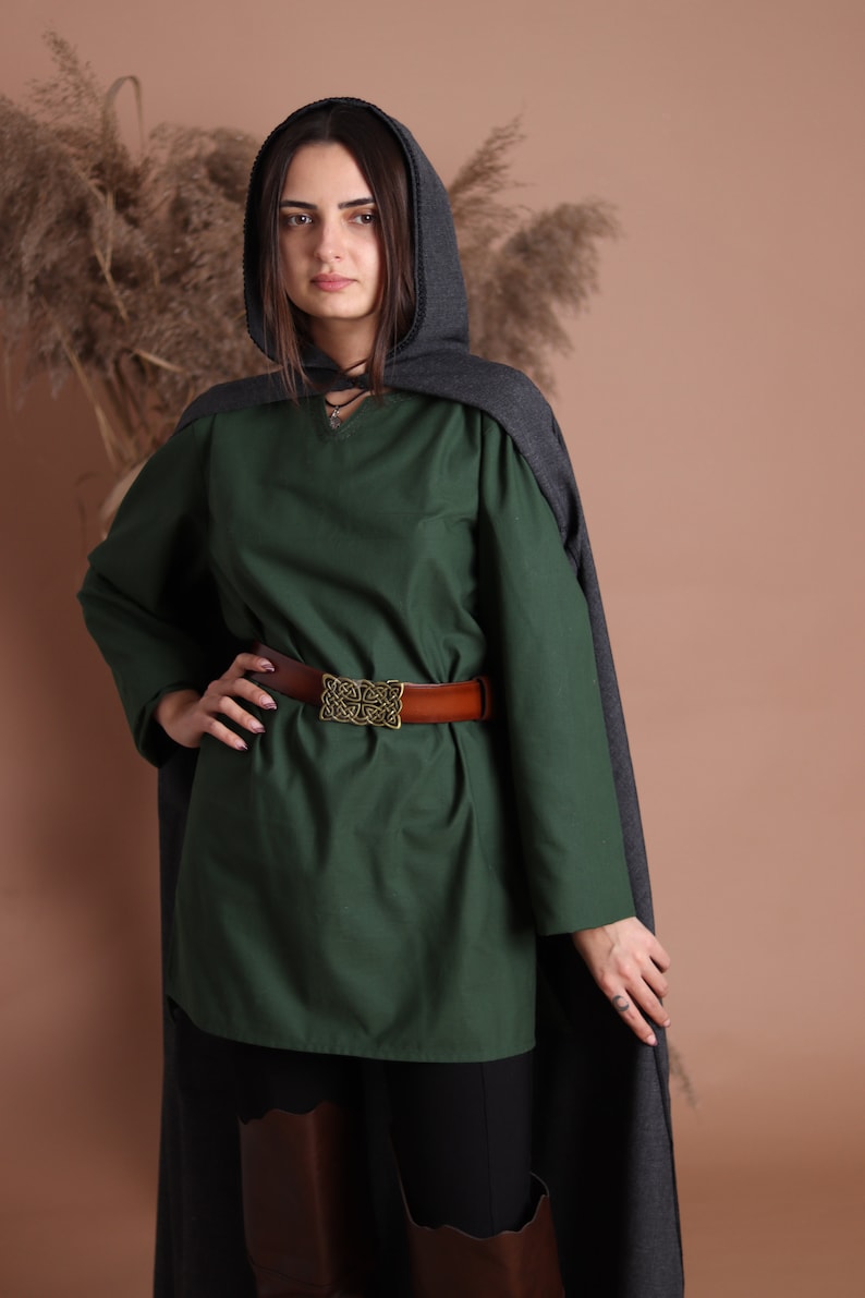 Green Medieval tunic for women, Cotton viking shirt, Hand stitched shieldmaiden's dress, Renaissance tunic, LARP, cosplay, renfaire outfit image 7