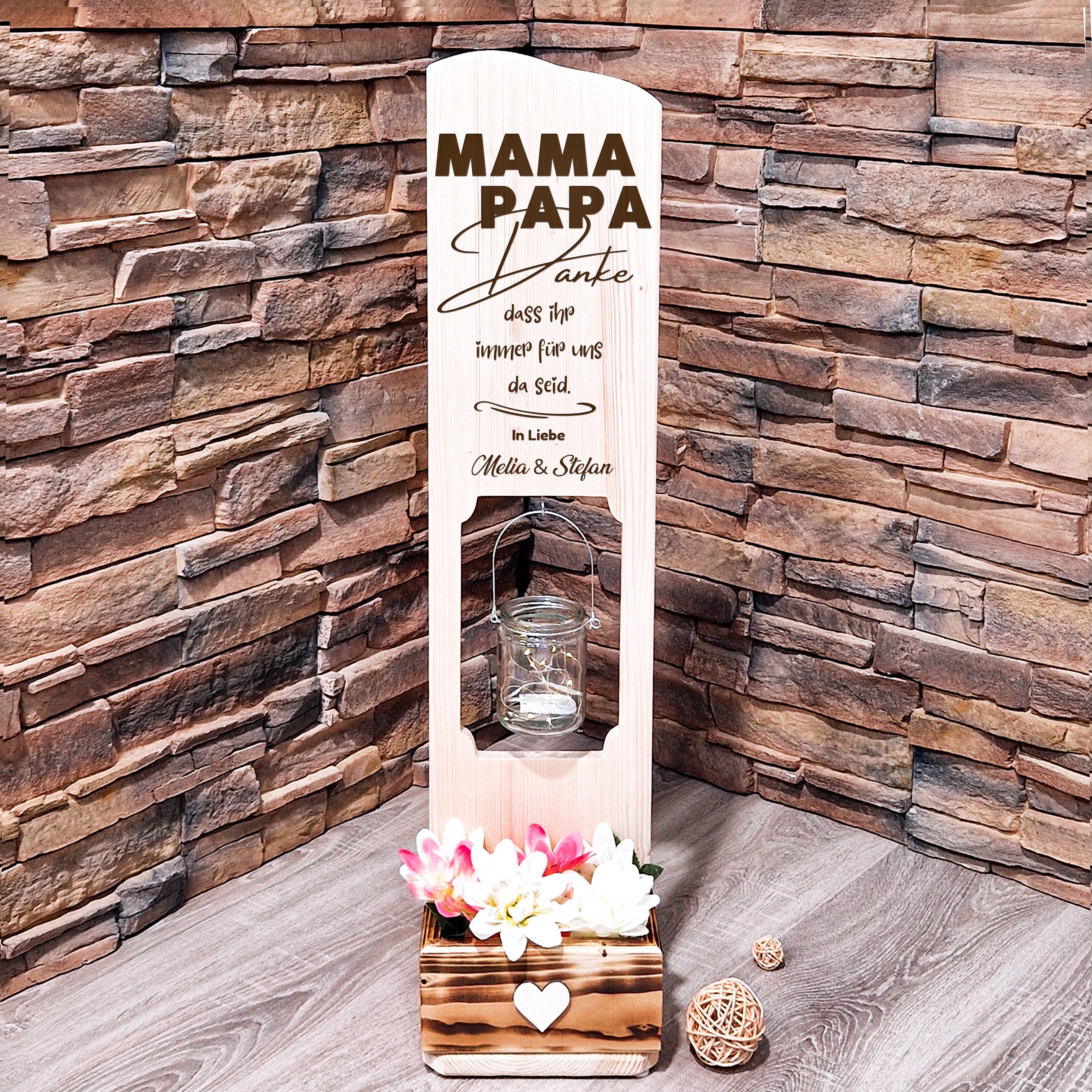 Wooden decorative sign - gift for mom and dad personalized with the children's names