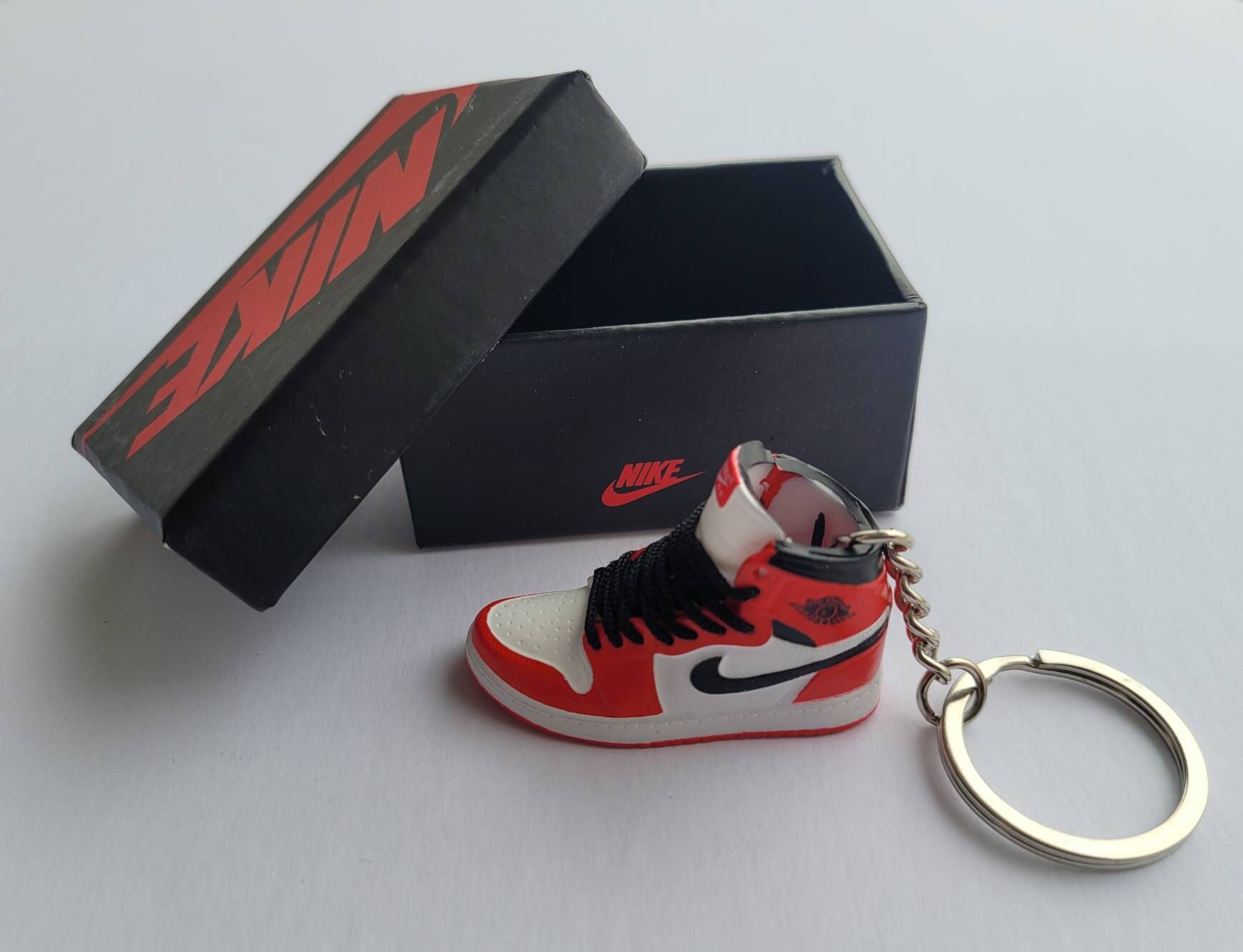 Mini 3D Sneaker Keychain AJ1 red/wh Etsy