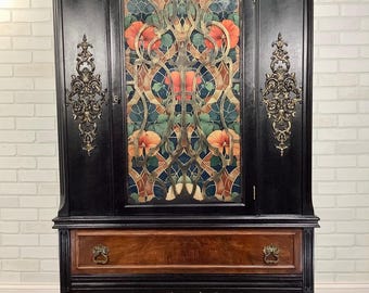 NEW*** Vintage China Cabinet with lights/ Hutch/ Curio Cabinet/Storage/Dining Room/Stained Glass/ Antique Jacobean Hutch
