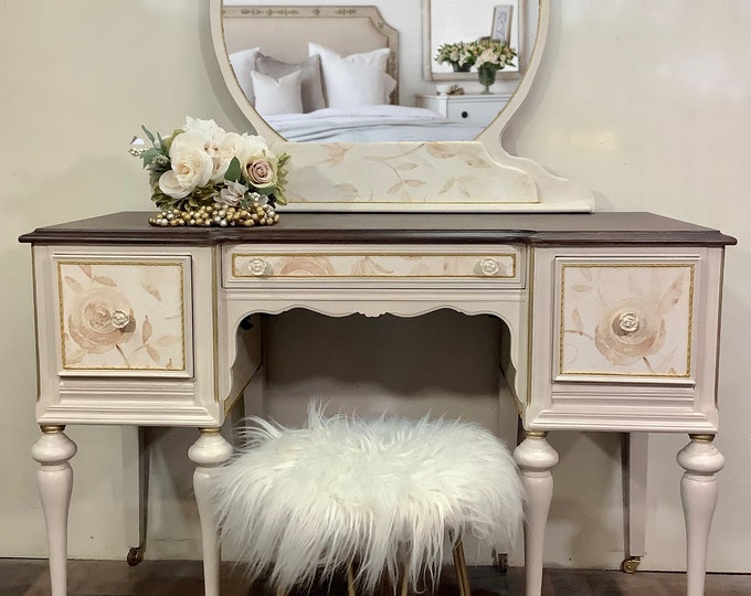 Painted Vintage Vanity With Mirror/ Makeup Table/ Vintage Table
