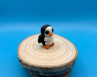 Pinguim bebê articulado em miniatura impressa em 3D - 40 opções de cores!