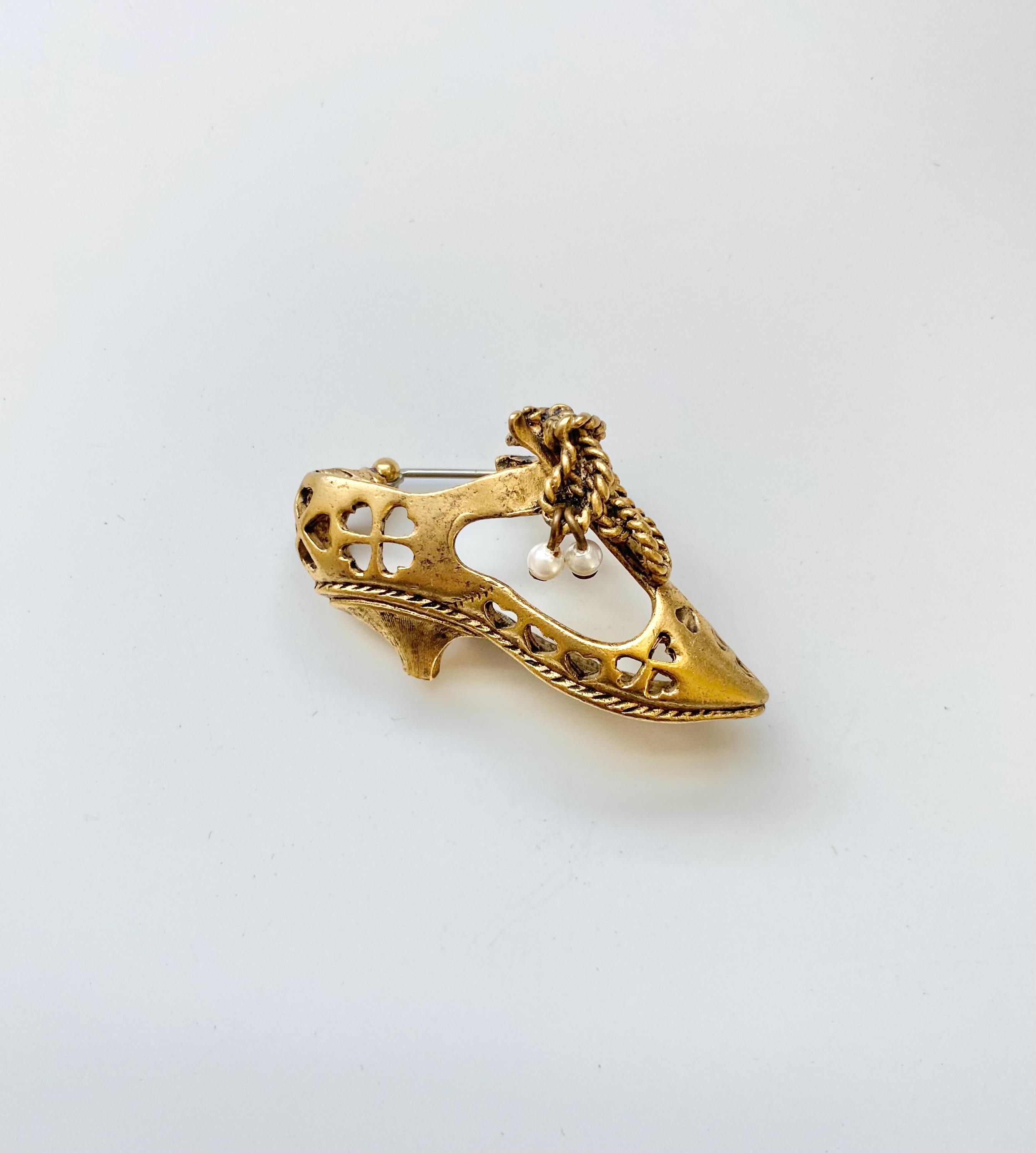 Mfa Boston Brooch - Etsy